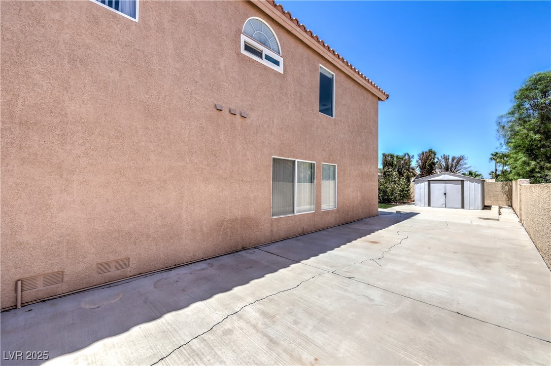 2728 Aspen Wood Avenue Property Photo 36