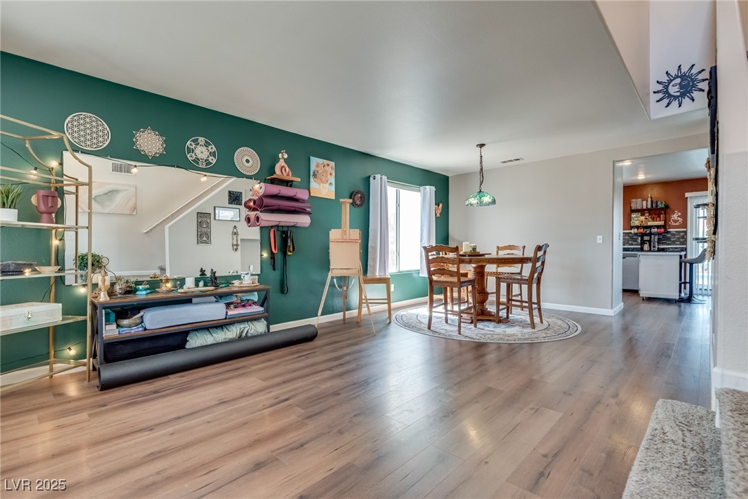 1048 Menands Avenue Property Photo 12