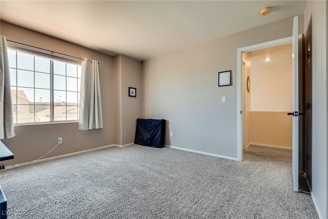1048 Menands Avenue Property Photo 35