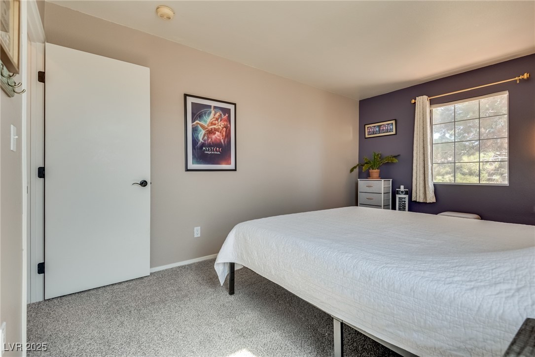 1048 Menands Avenue Property Photo 42