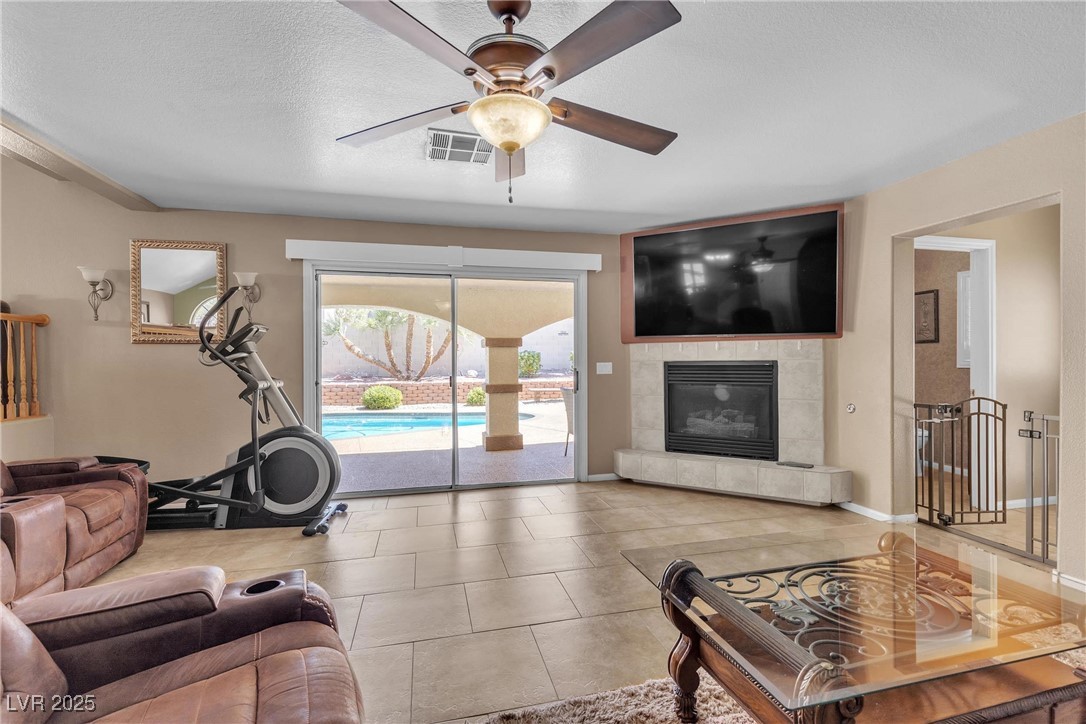 1877 Glory Lily Court Property Photo 20