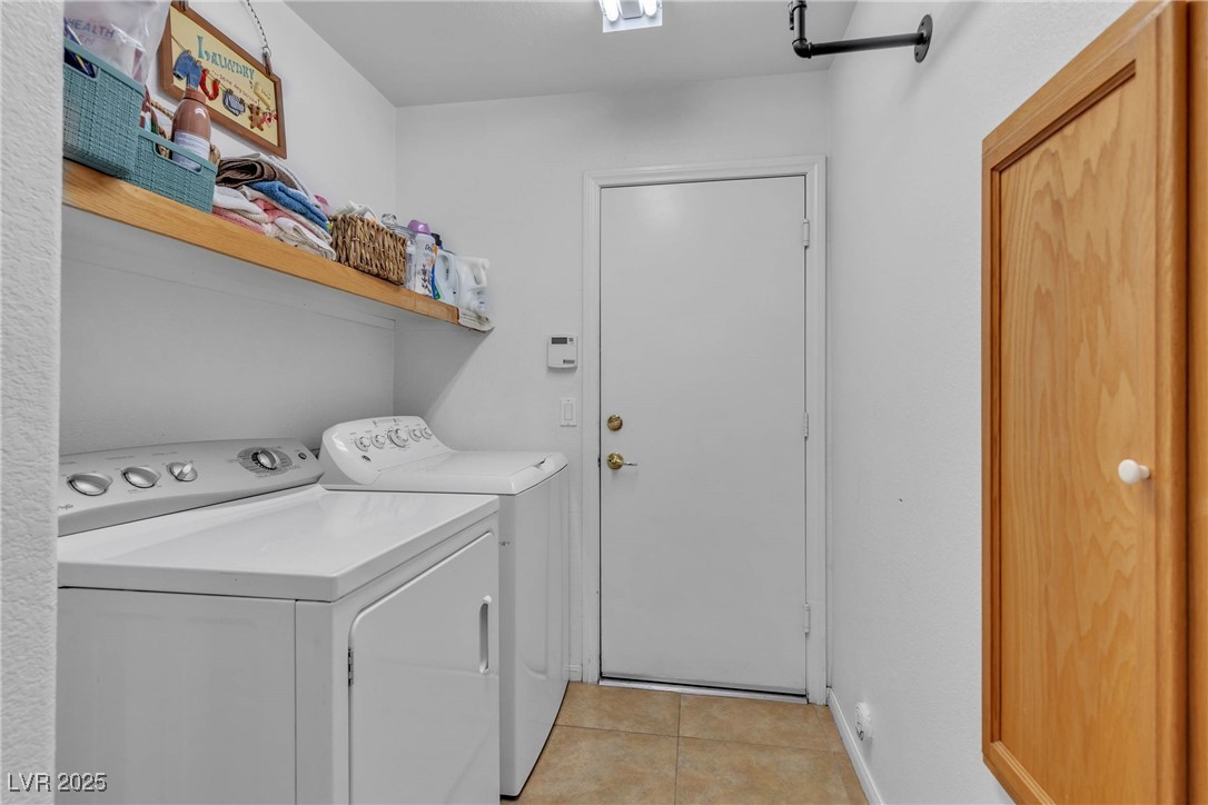 1877 Glory Lily Court Property Photo 21