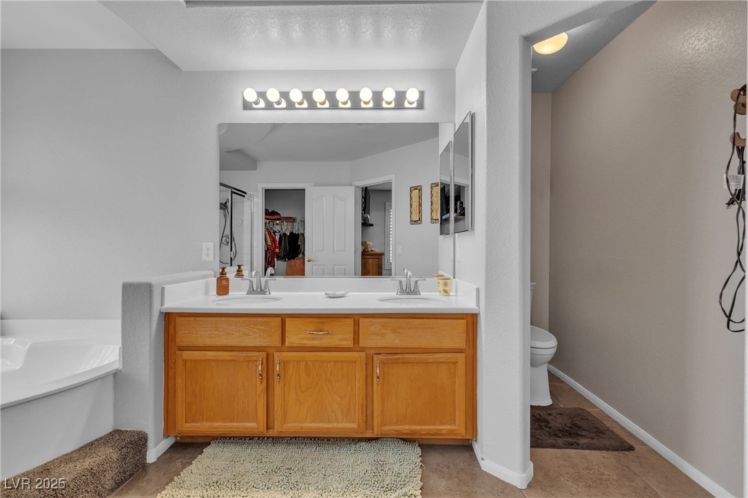 1877 Glory Lily Court Property Photo 29
