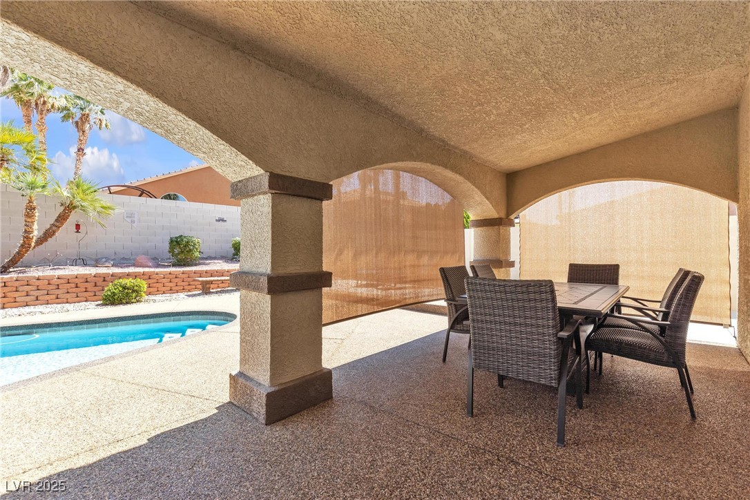 1877 Glory Lily Court Property Photo 47
