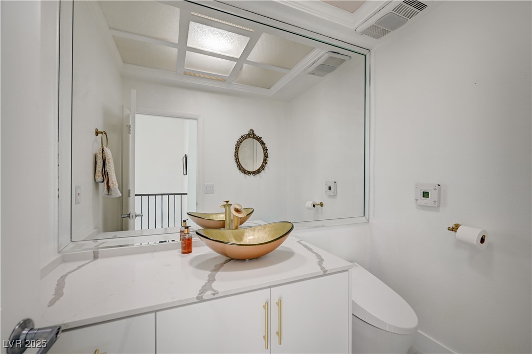 2851 Queens Courtyard Drive Property Photo 25