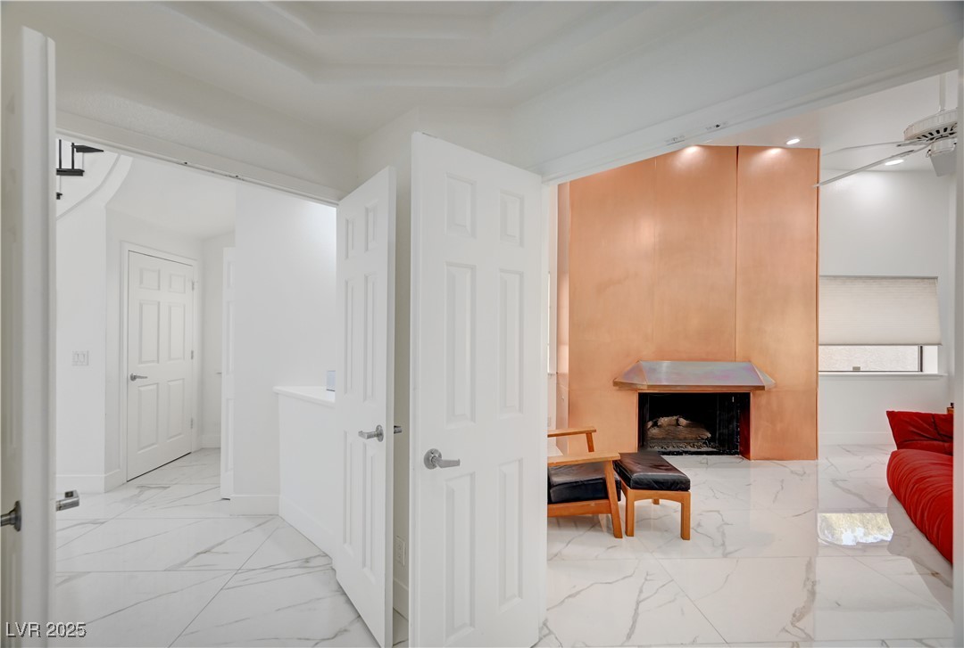 2851 Queens Courtyard Drive Property Photo 39
