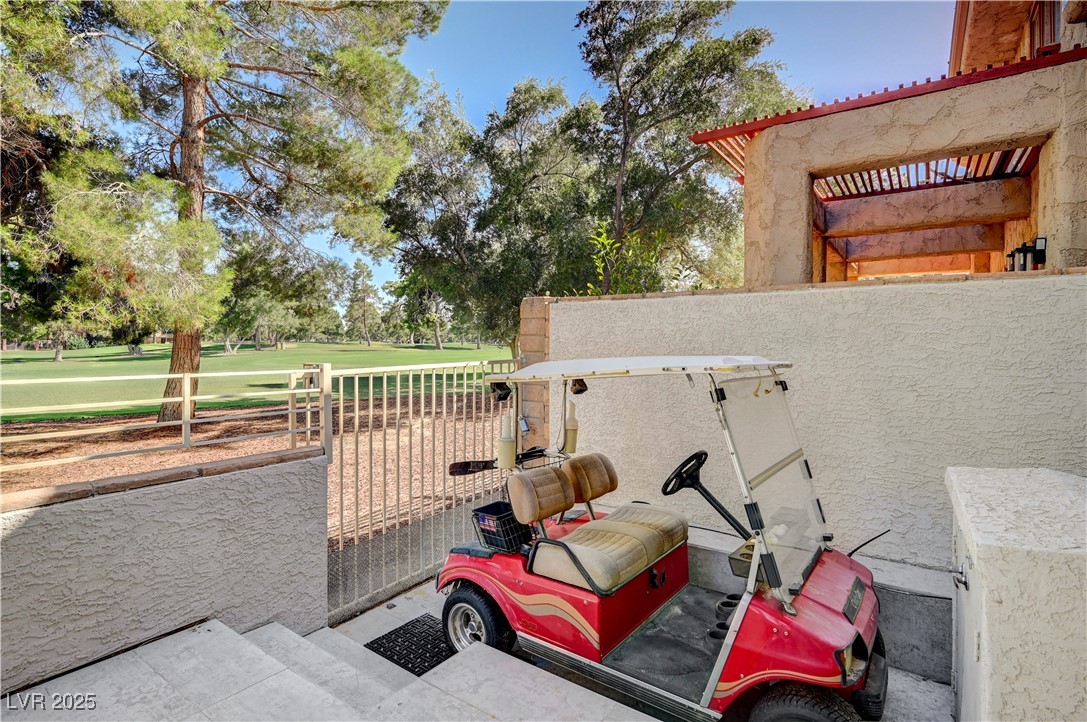 2851 Queens Courtyard Drive Property Photo 49