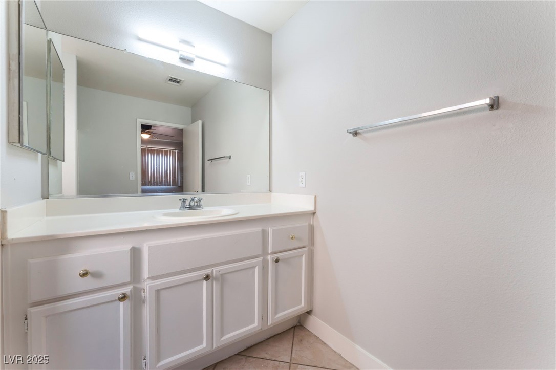 2111 Hollow Oak Avenue Property Photo 22