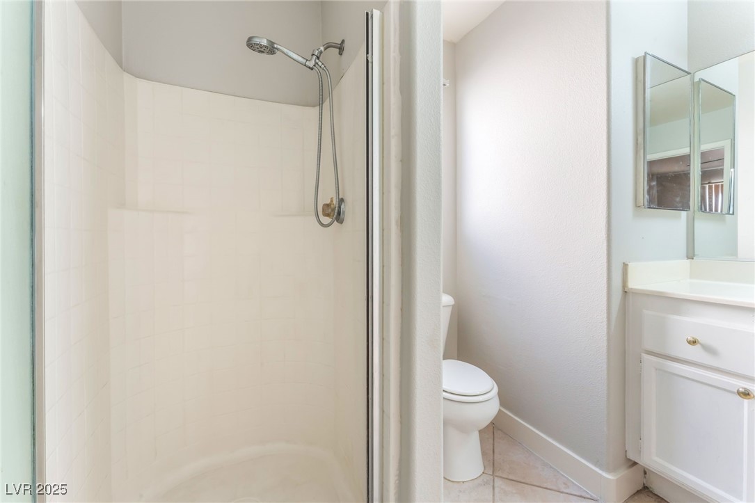 2111 Hollow Oak Avenue Property Photo 23