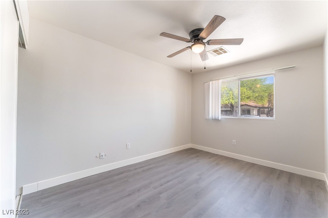 2111 Hollow Oak Avenue Property Photo 24