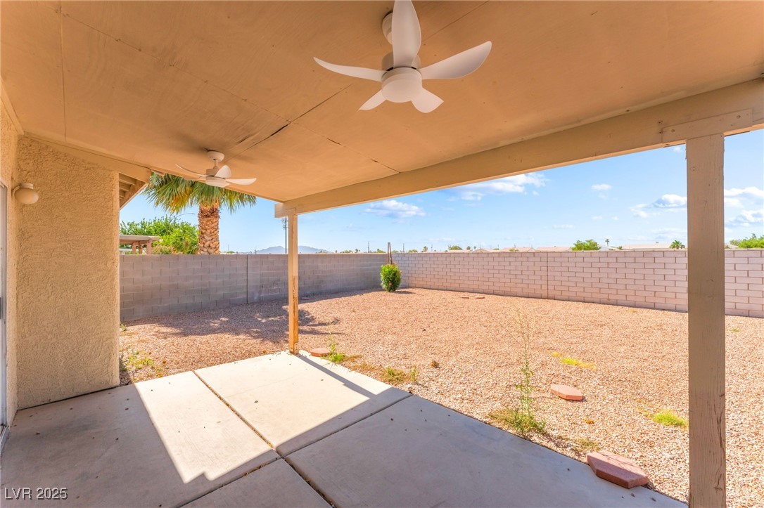 2111 Hollow Oak Avenue Property Photo 33