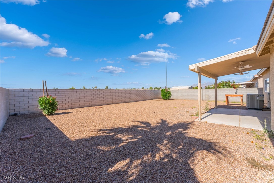 2111 Hollow Oak Avenue Property Photo 35
