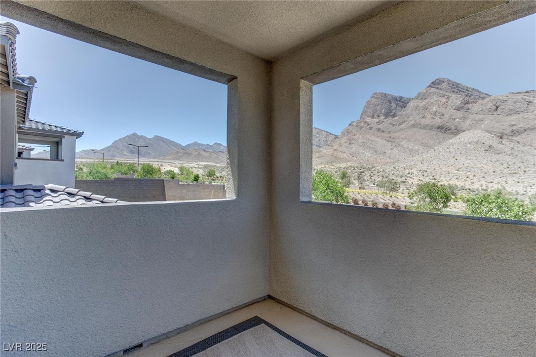 11652 Desert Hollow Avenue Property Photo 27