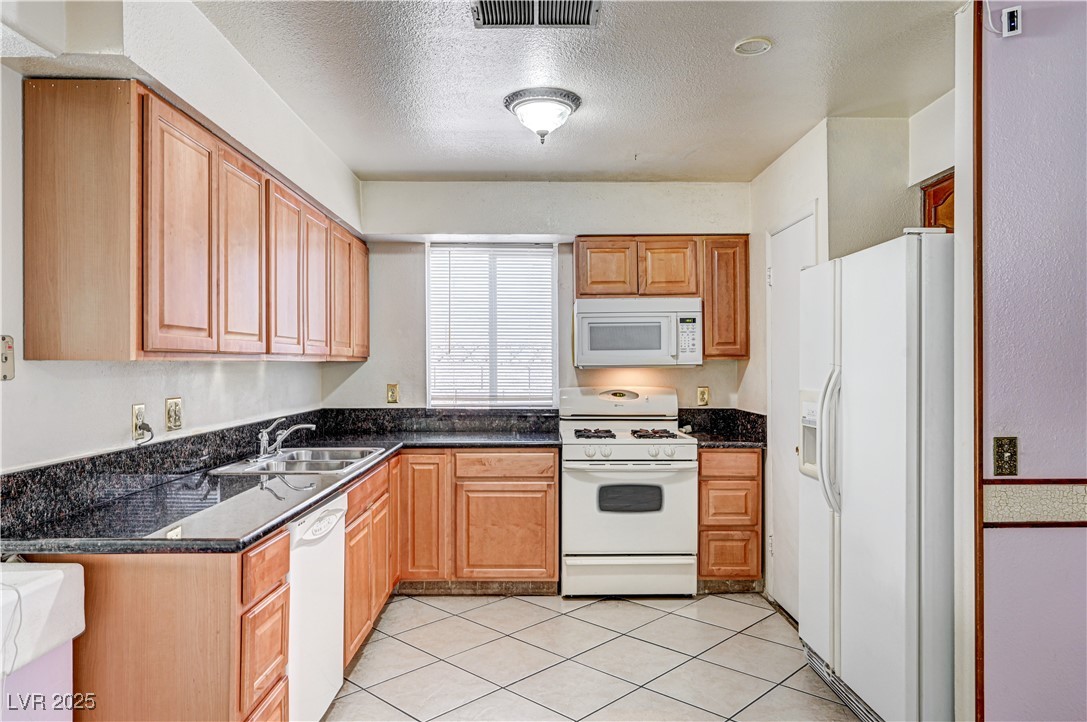 5121 Gains Mill Street Property Photo 16