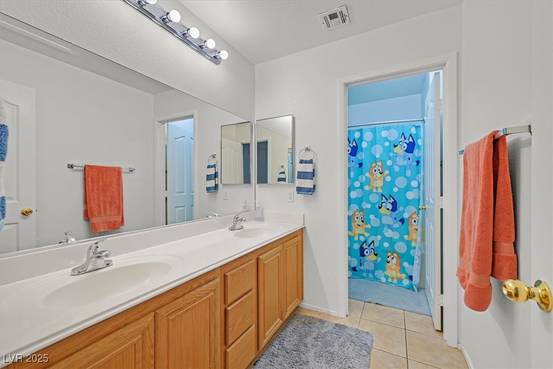 50 Desert Castle Court Property Photo 16