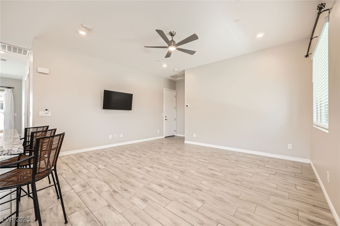 209 Bennett Pointe Avenue Property Photo 5