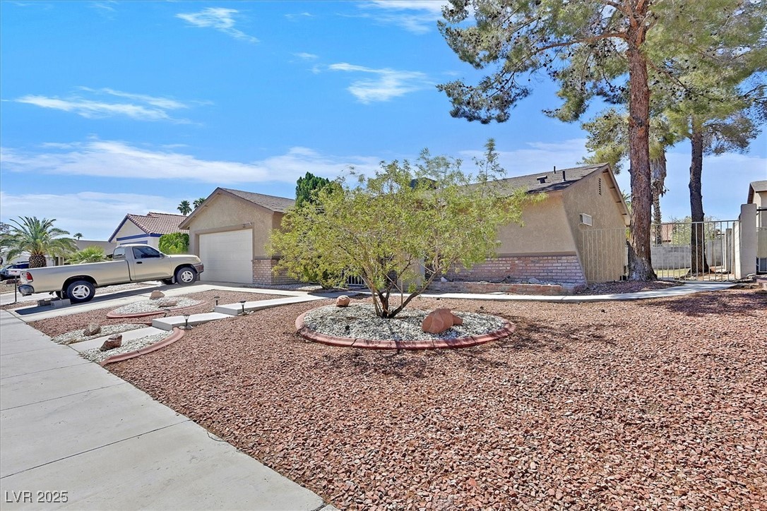 7113 Carrondale Way Property Photo 1