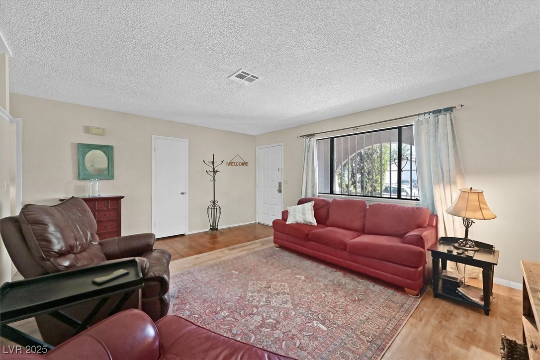 7113 Carrondale Way Property Photo 7