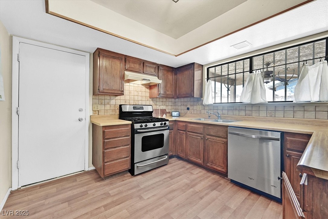 7113 Carrondale Way Property Photo 11