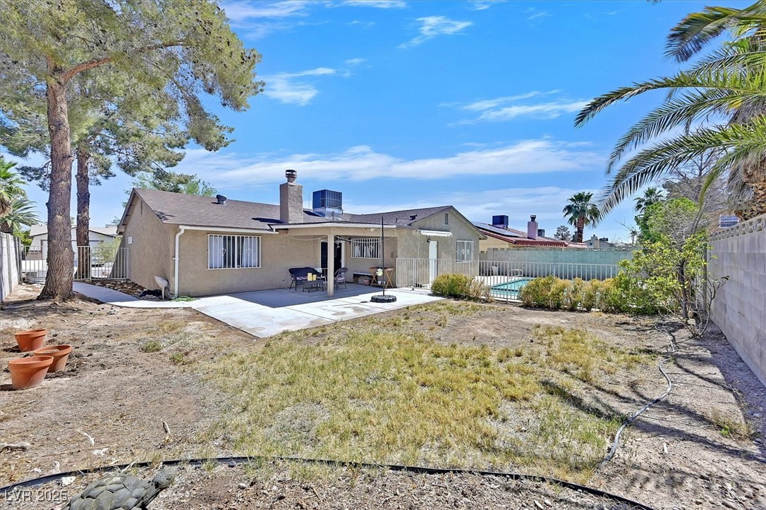 7113 Carrondale Way Property Photo 28