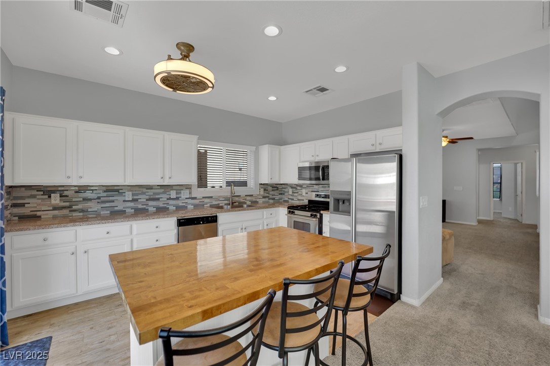 9131 Grand Sunburst Court Property Photo 3
