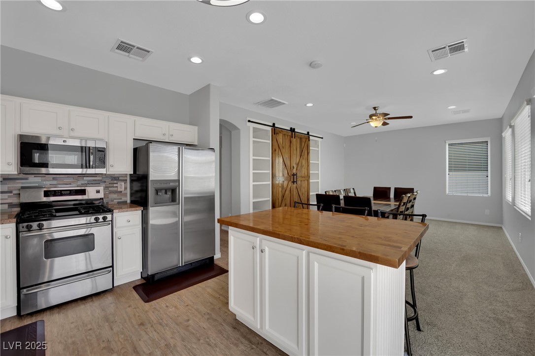 9131 Grand Sunburst Court Property Photo 7