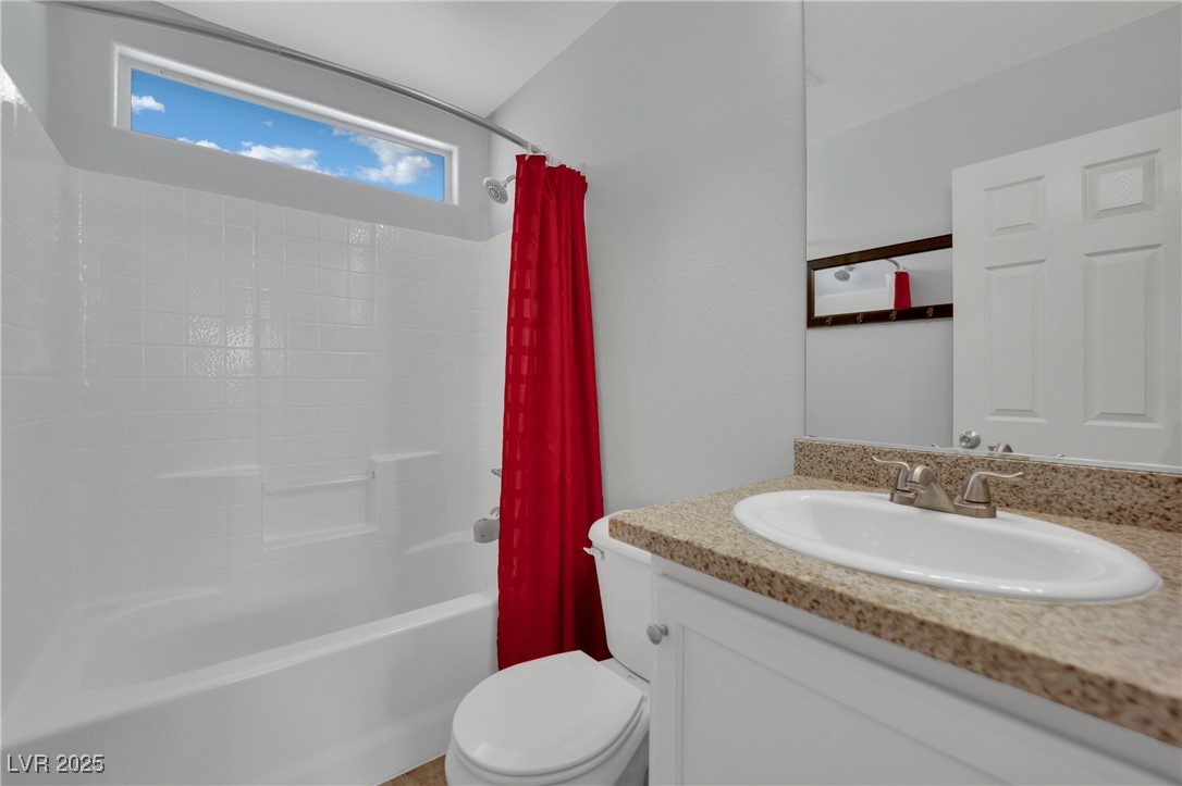 9131 Grand Sunburst Court Property Photo 32