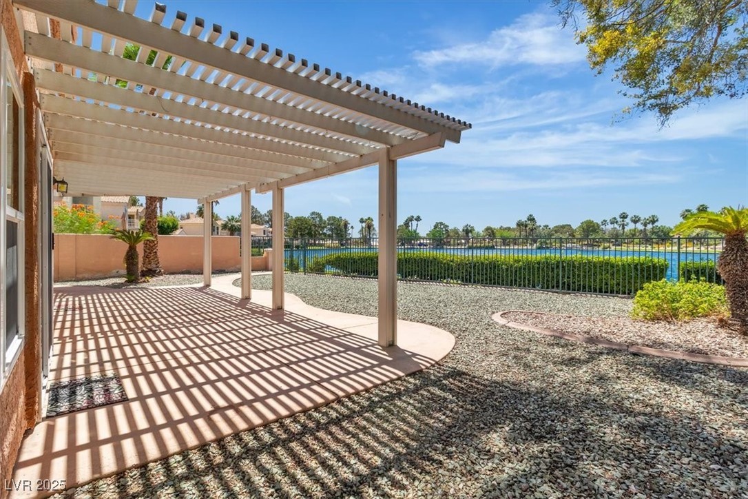 2537 Seascape Drive Property Photo 1