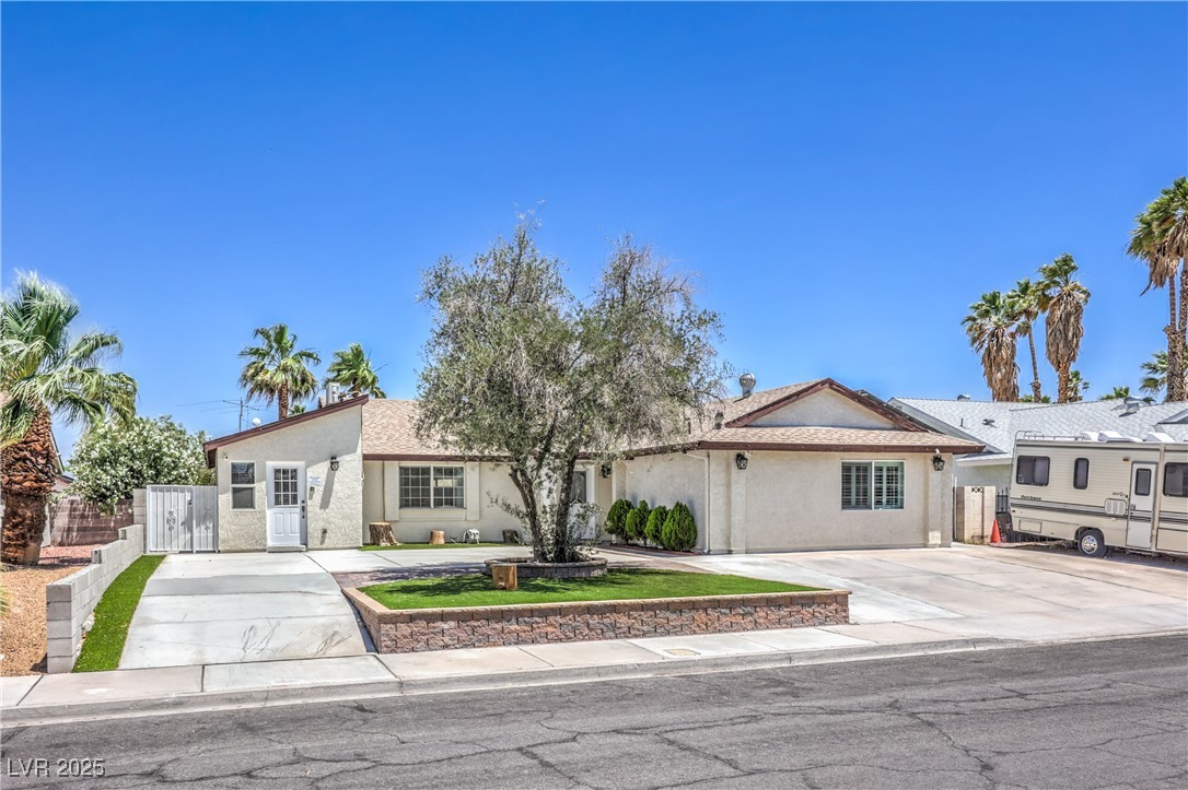 905 Smith Street Property Photo