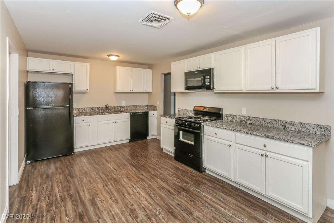 6309 Molino Street Property Photo 4