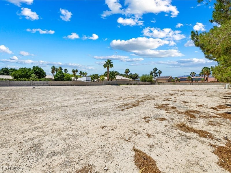 5200 Grand Teton Drive Property Photo 7