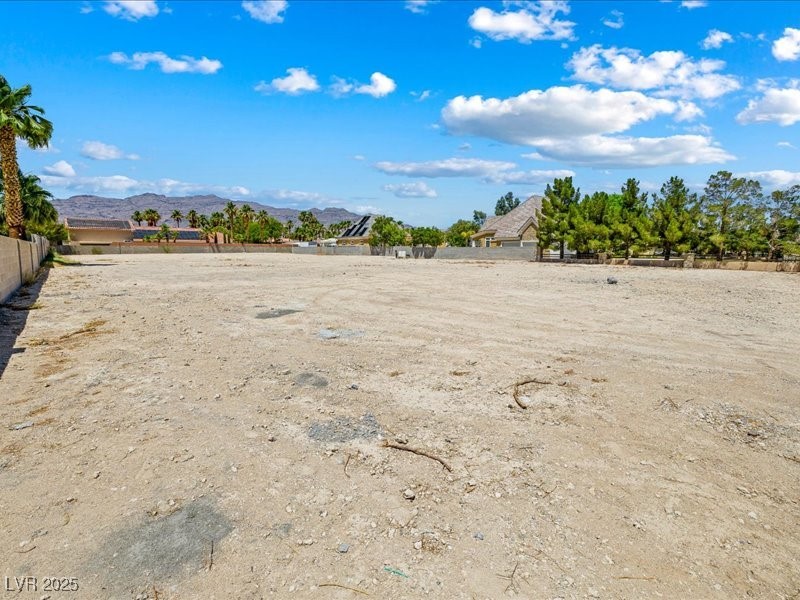 5200 Grand Teton Drive Property Photo 8