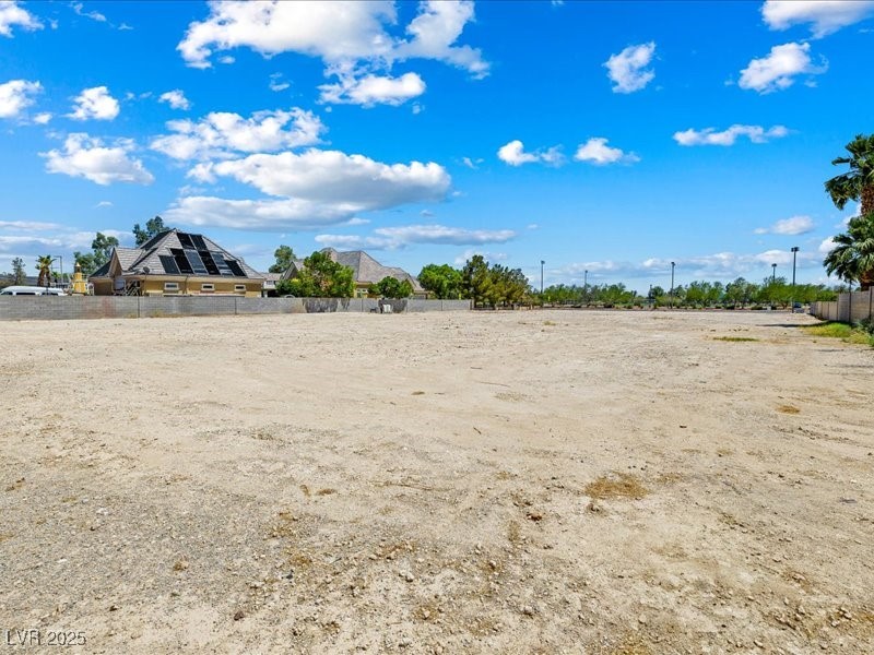 5200 Grand Teton Drive Property Photo 9
