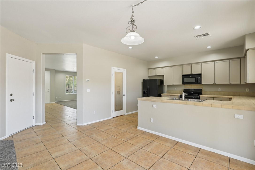 3609 Kingfishers Catch Avenue Property Photo 7