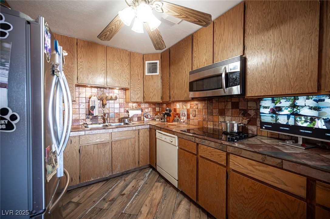Property Photo 73