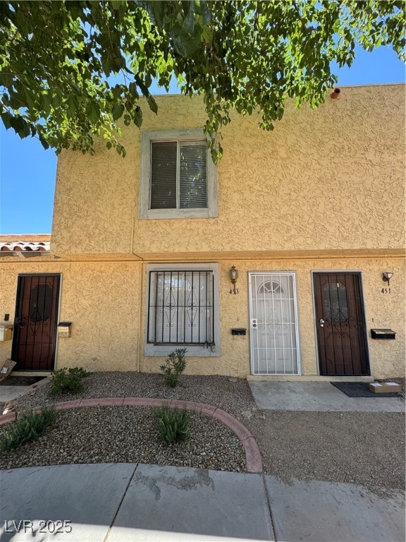 453 Las Casitas Way Property Photo 1