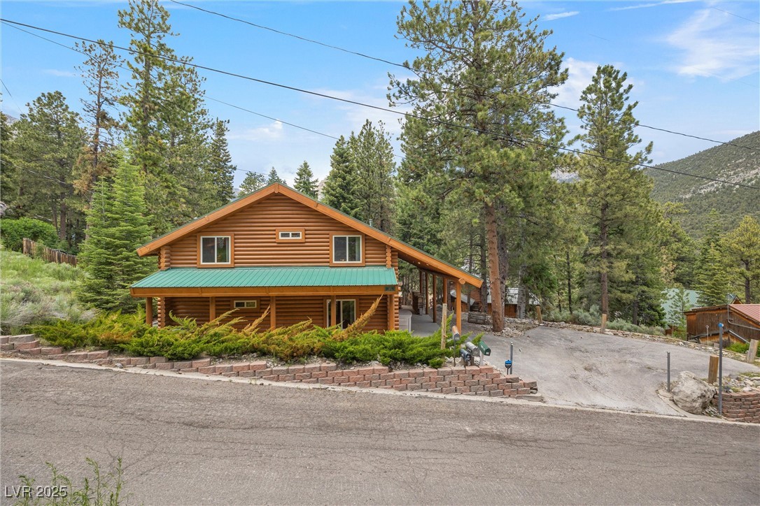 401 Alpine Way Property Photo