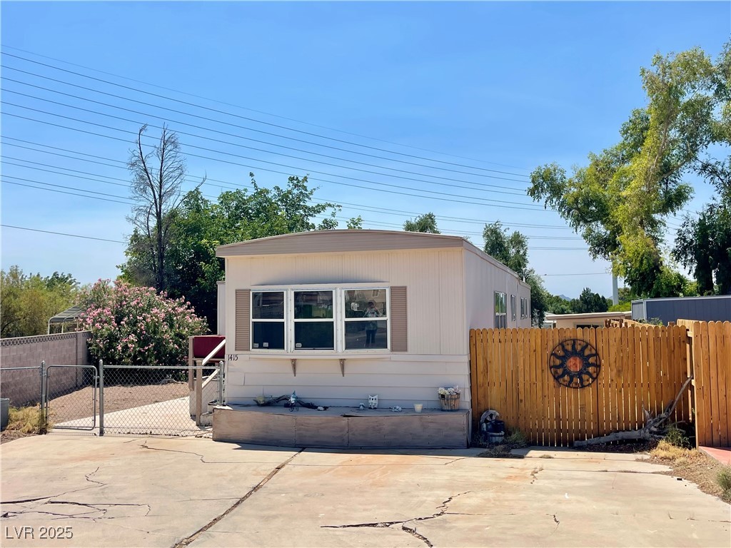 1415 Monterey Drive Property Photo 1