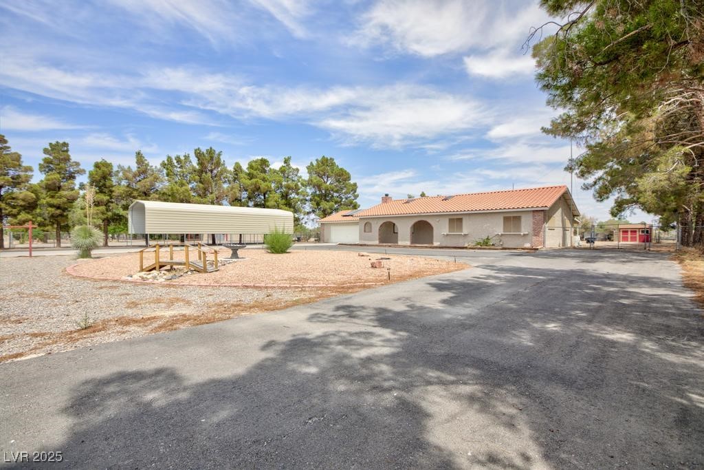 1050 Morgan Lane Property Photo 1