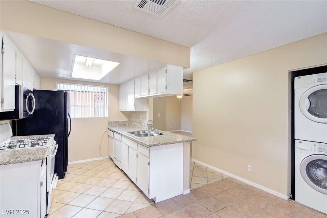 409 North Lamb Boulevard H Property Photo 4