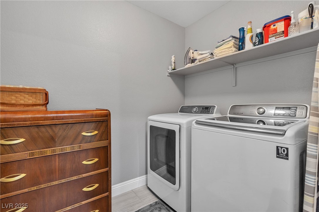 4435 Peaceful Harbor Street Property Photo 18