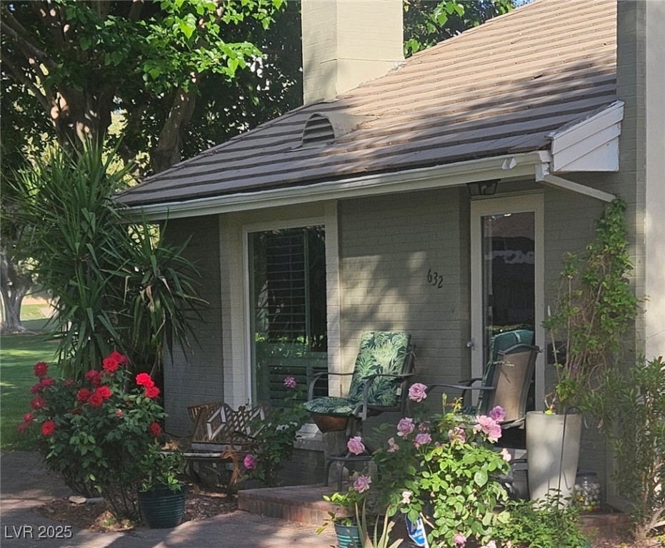 632 Tam O Shanter Property Photo 1