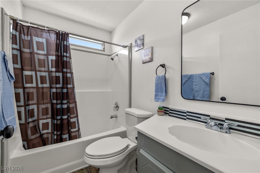 100 West Vegas Valley Drive Property Photo 22