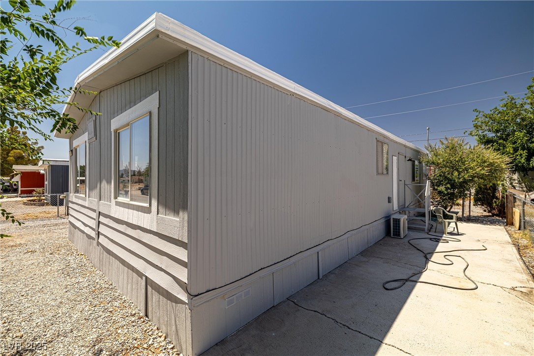 100 West Vegas Valley Drive Property Photo 24