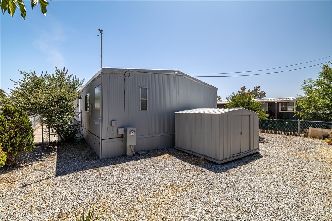 100 West Vegas Valley Drive Property Photo 26