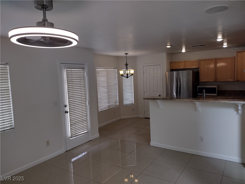 575 Aspen Leaf Street Property Photo 9