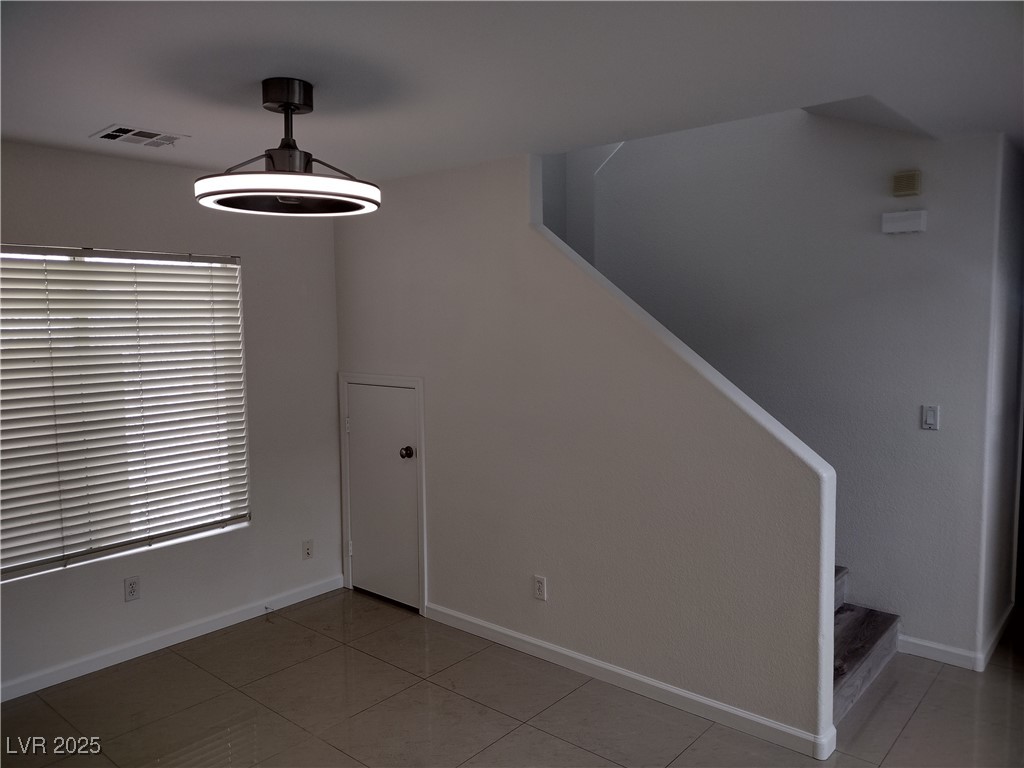 575 Aspen Leaf Street Property Photo 14