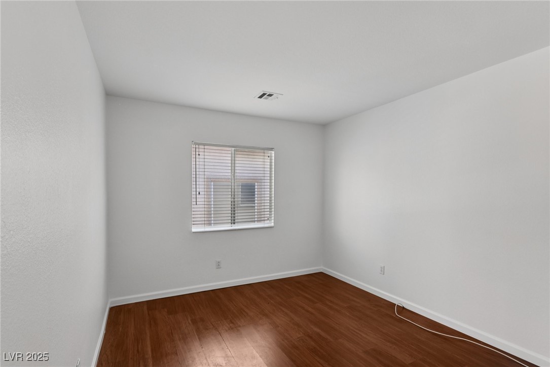 575 Aspen Leaf Street Property Photo 29
