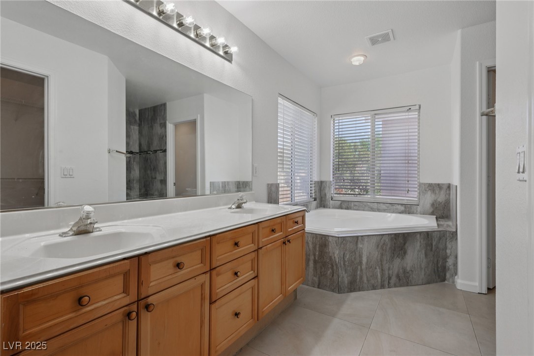 575 Aspen Leaf Street Property Photo 33