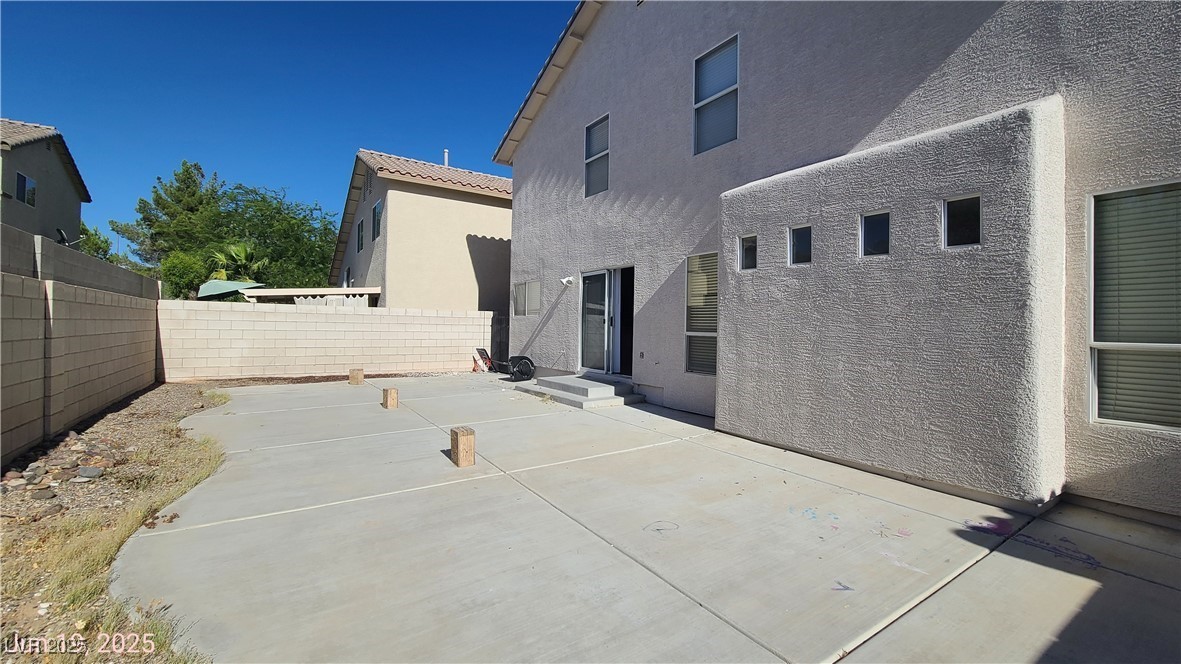 366 July Jewel Avenue Property Photo 27